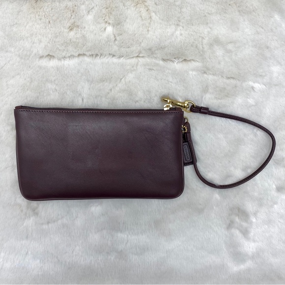 Vintage Coach mahogany turn lock wallet/wristlet - Picture 5 of 11